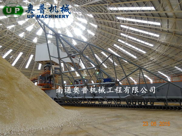 圓形堆取料機拉法基、中建材項目現場(chǎng).JPG