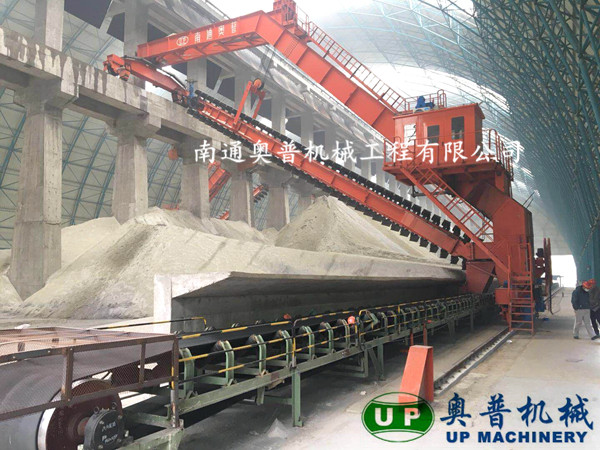 半門(mén)式耙料機萊鋼現場(chǎng).jpg
